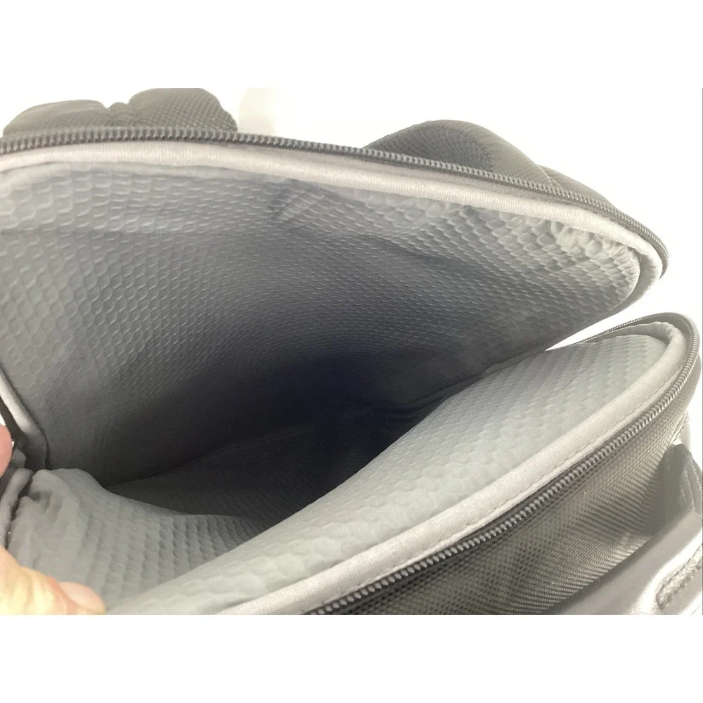 Tumi alpha bravo Cannon Nylon Laptop Backpack black One Zipper Not Working